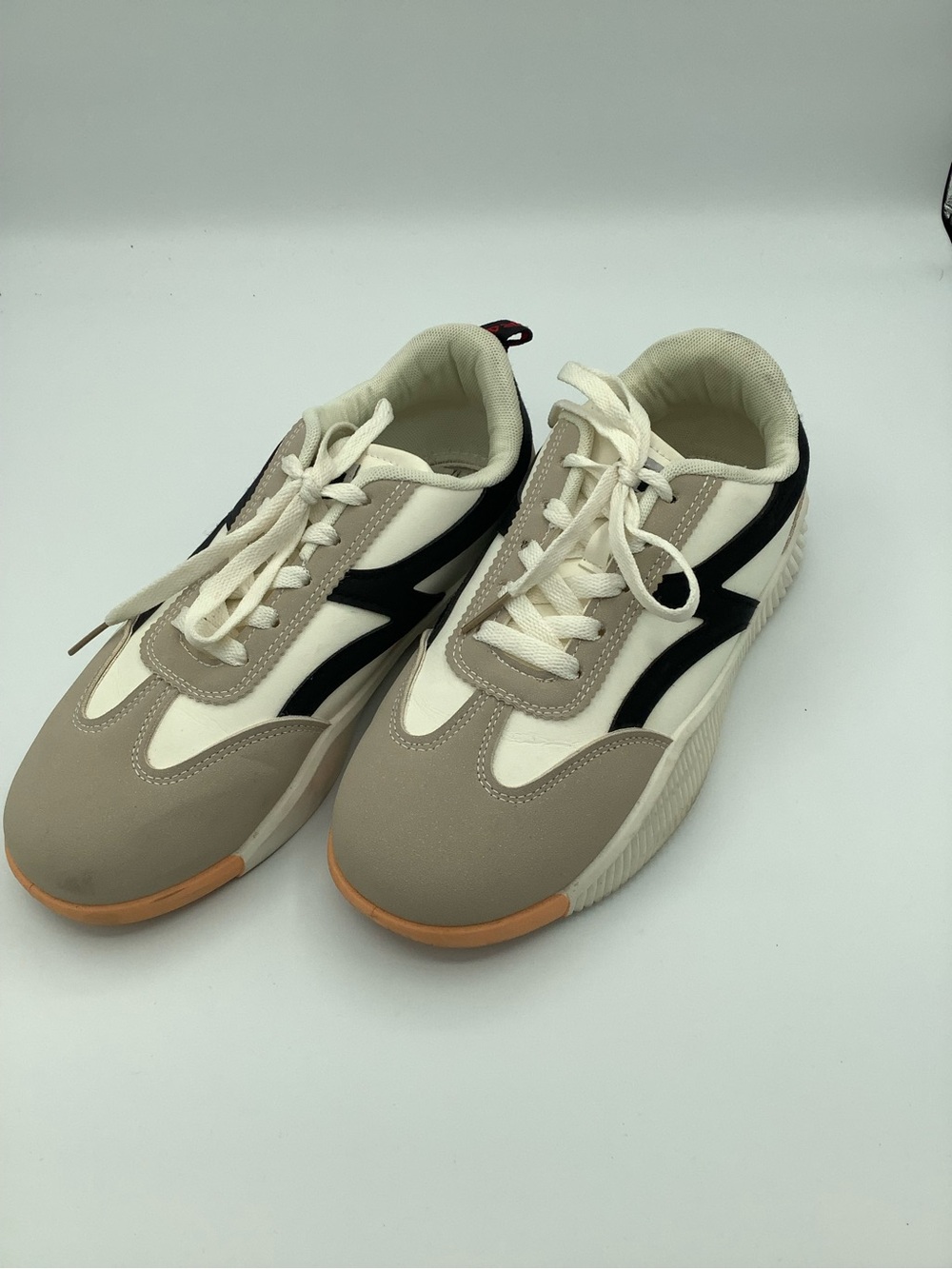 Men's Beige and Black Retro Athletic Sneakers